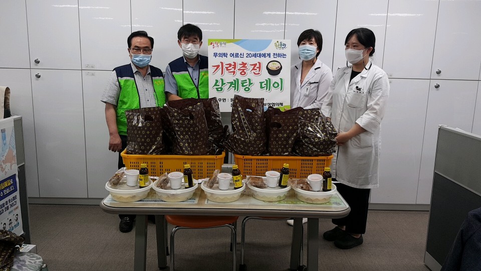 첨부 